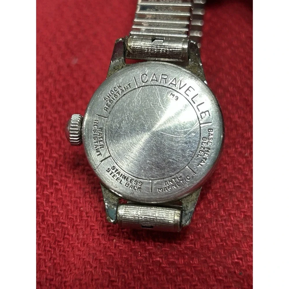 Vintage 1973 Caravelle Bulova Watch Womens Manual Wind Stretch Band READ